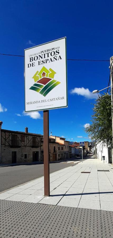 La Duena I Lägenhet Miranda del Castañar Exteriör bild